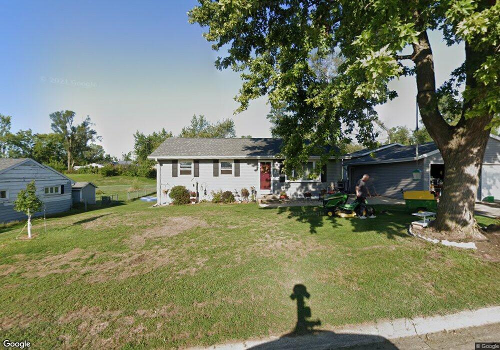 3110 Southland St SW, Cedar Rapids, IA 52404 - photo 1