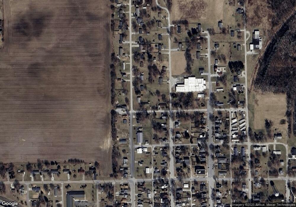 206 W Maple St, Mentone, IN 46539 - photo 1