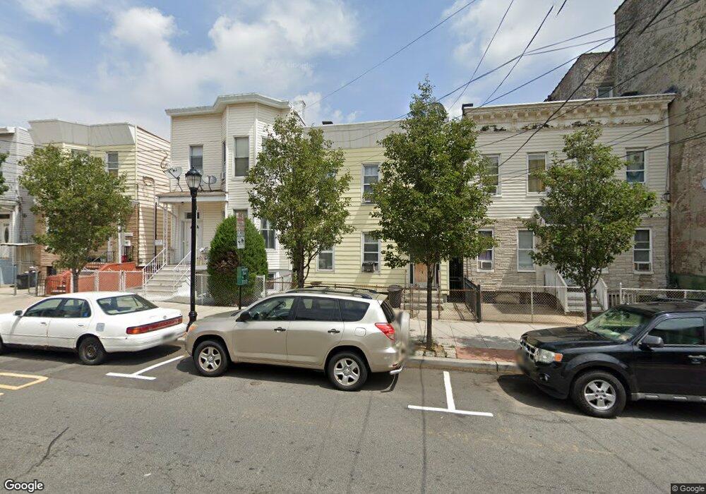 704 22nd St, Union City, NJ 07087 - photo 1