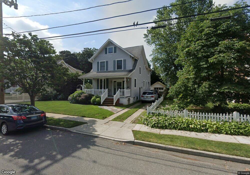 694 Thomas Ave, Baldwin, NY 11510 - photo 1