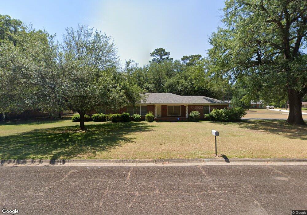 400 Turkey Creek Dr, Kilgore, TX 75662 - photo 1