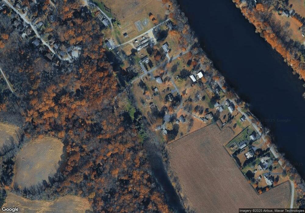 73 Meadow Dr, Mount Bethel, PA 18343 - photo 1