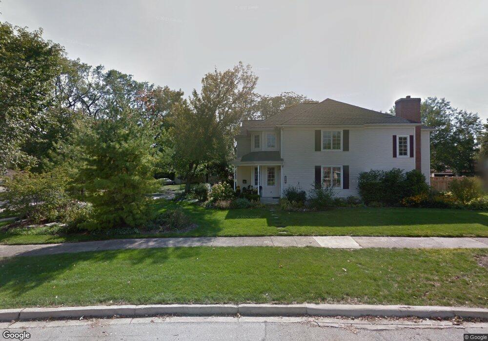 438 N Emery Ln, Elmhurst, IL 60126 - photo 1