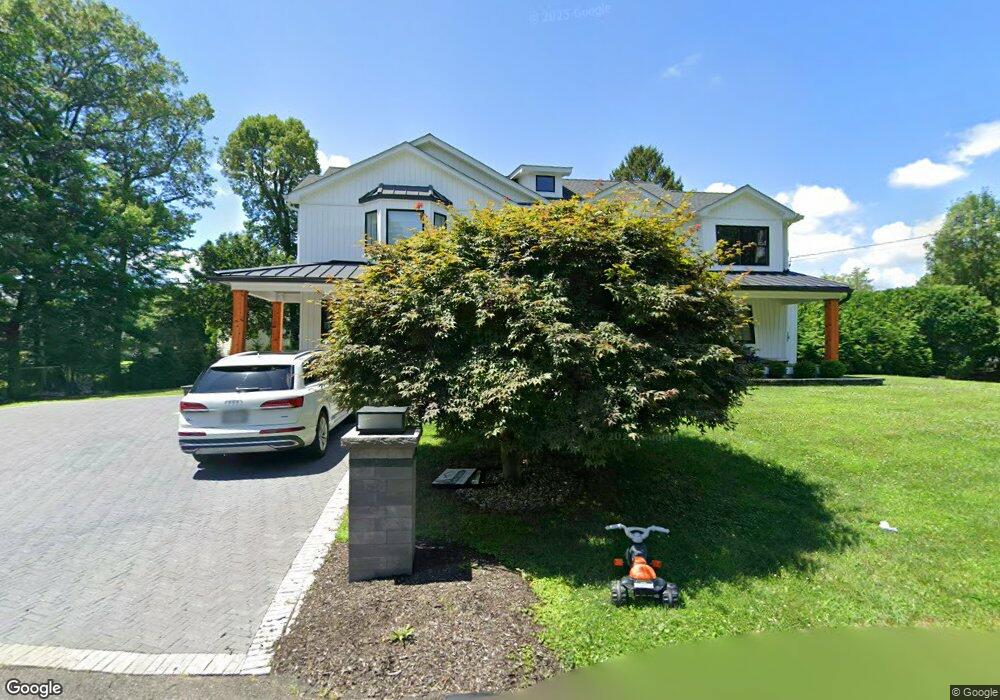 8 Debra Lee Ct, West Nyack, NY 10994 - photo 1