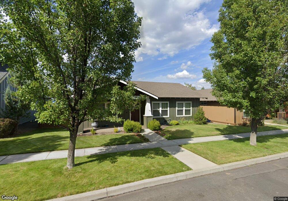 20628 Jayhawk Ln, Bend, OR 97702 - photo 1