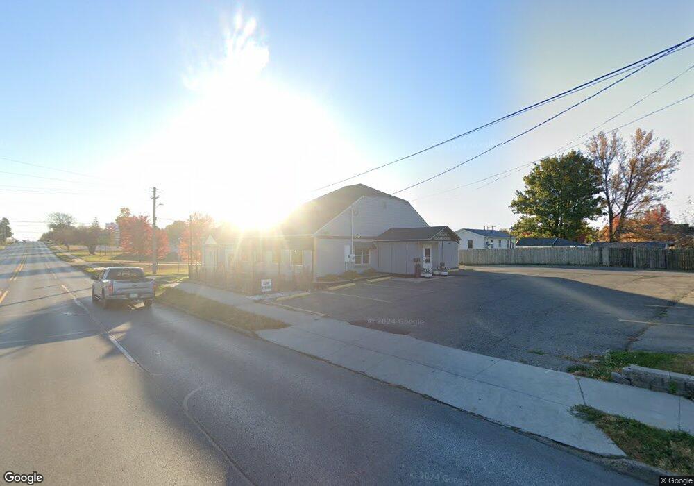 2331 1st Ave E, Newton, IA 50208 - photo 1