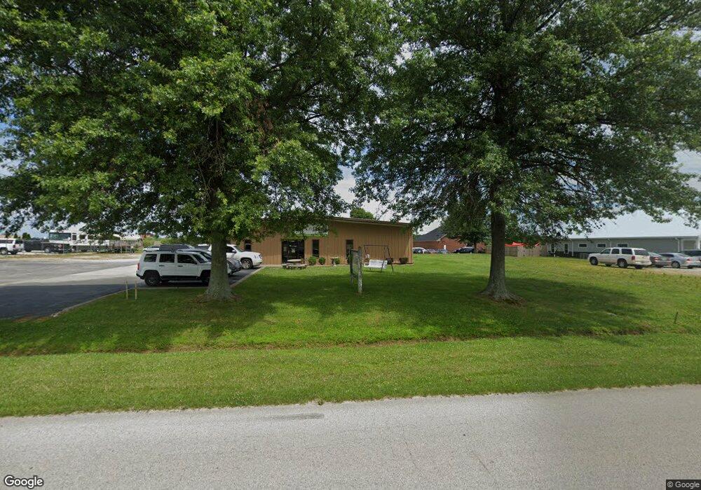 3053 Alvey Park Dr W, Owensboro, KY 42303 - photo 1