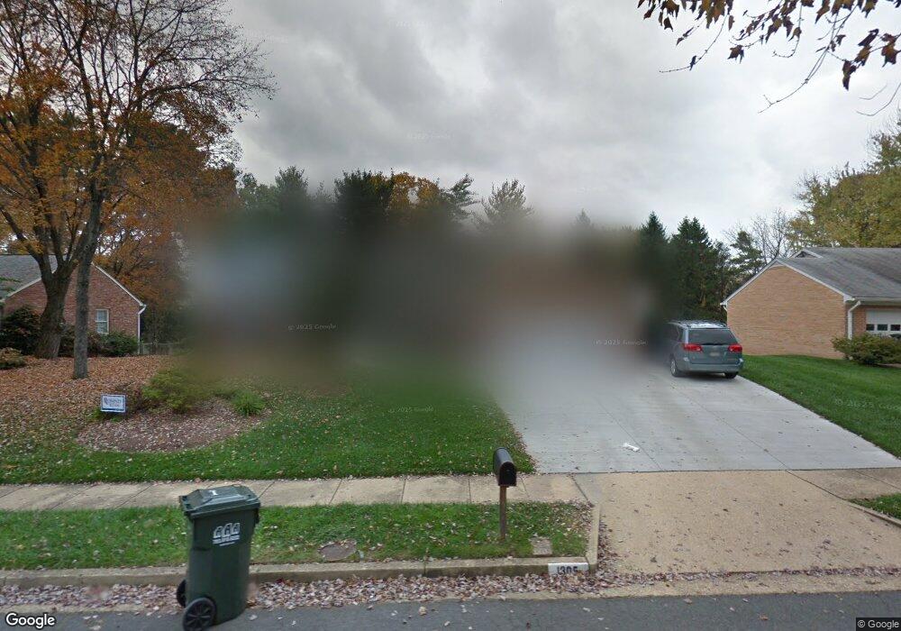 1305 Titania Ln, McLean, VA 22102 - photo 1