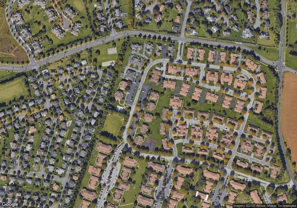 2661 Rolling Green Dr, Macungie, PA 18062 - photo 1