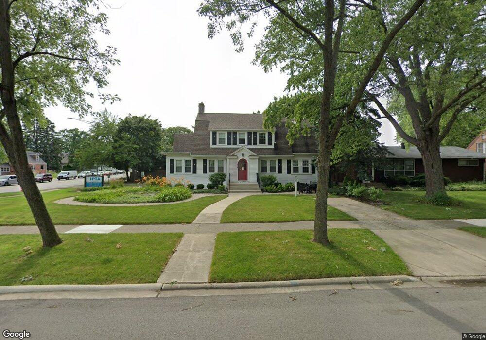 905 N Main St unit 2NDFL, Naperville, IL 60563 - photo 1