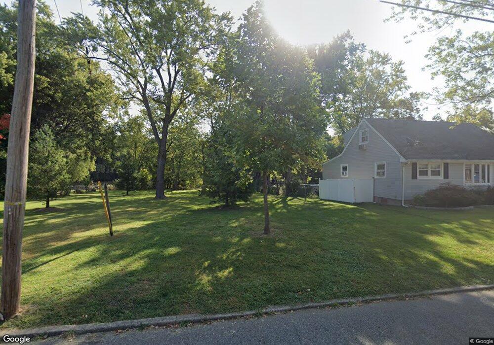 10 Riverview Cir, Little Falls, NJ 07424 - photo 1