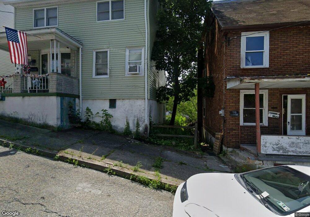 252 Brown St, Tamaqua, PA 18252 - photo 1