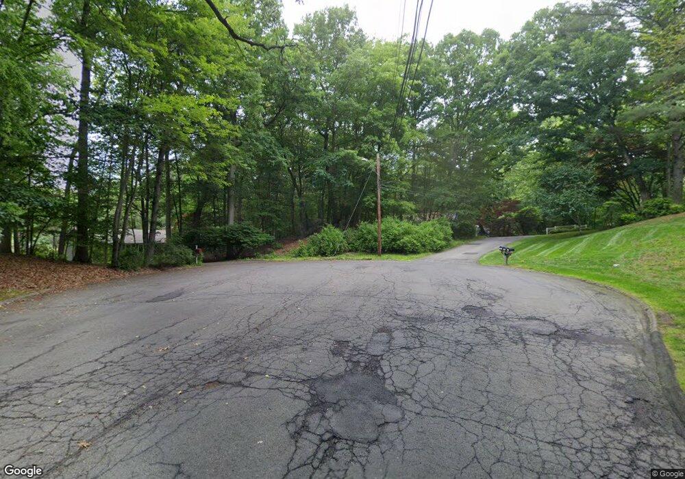 291 Shelter Rock Rd, Stamford, CT 06903 - photo 1