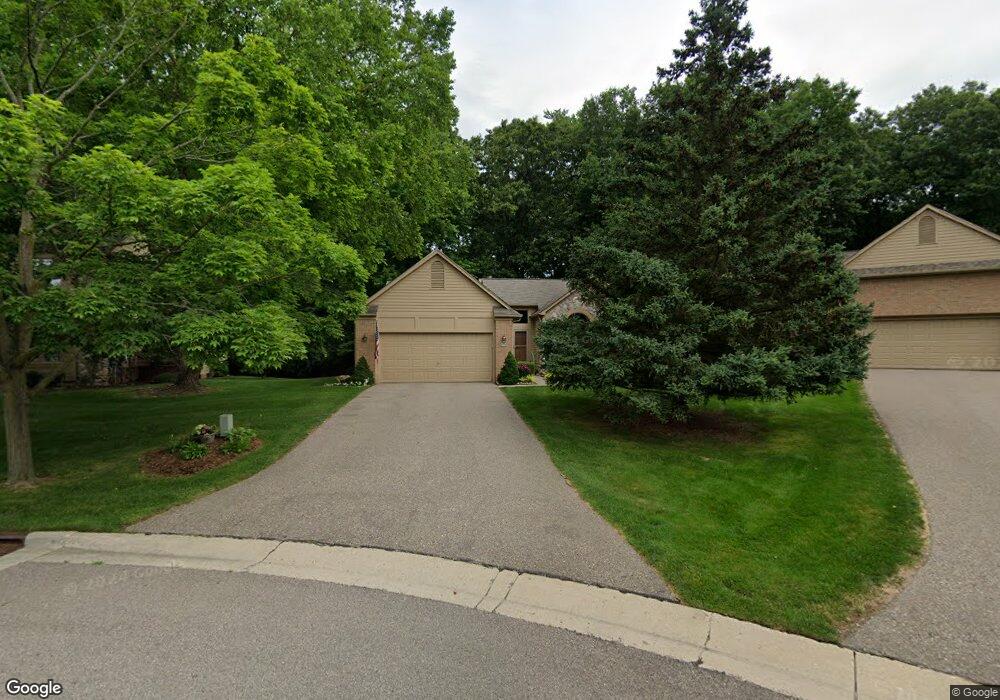 5035 Pheasant Cove unit 6, West Bloomfield, MI 48323 - photo 1