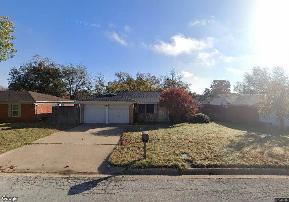 1208 Simpson Dr, Hurst, TX 76053 - photo 1