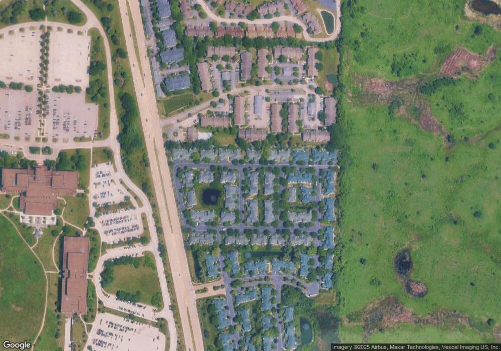 115 Meadowbrook Ln unit 1, Lake Bluff, IL 60044 - photo 1