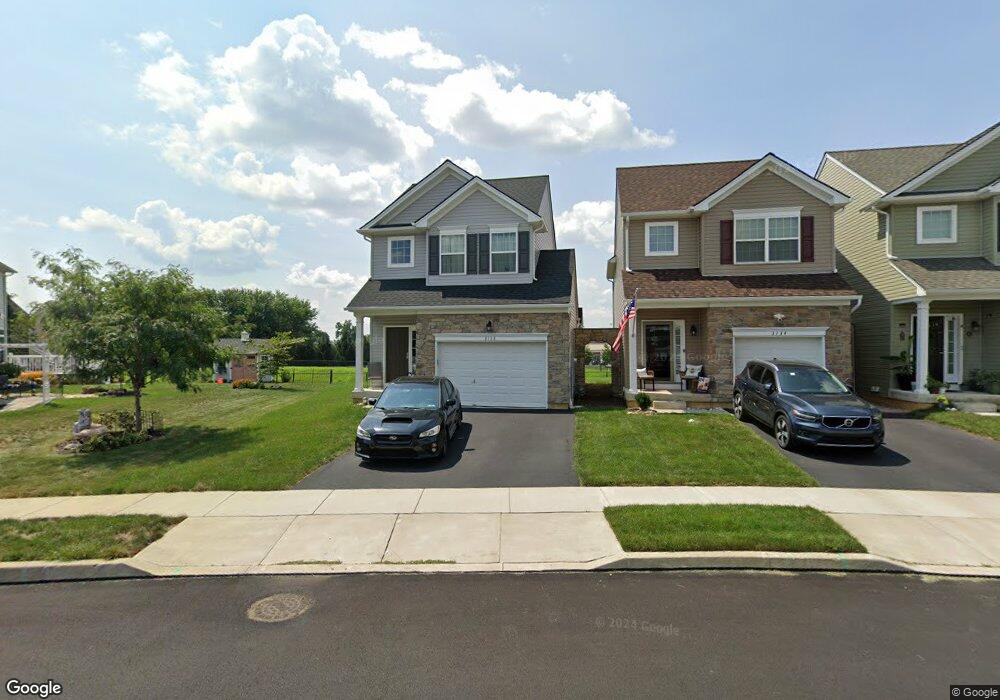 2128 Huntington Ln unit 16, Easton, PA 18040 - photo 1