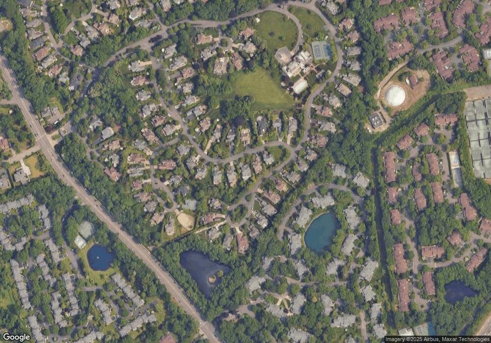 24 Meadow Ln, Manhasset, NY 11030 - photo 1