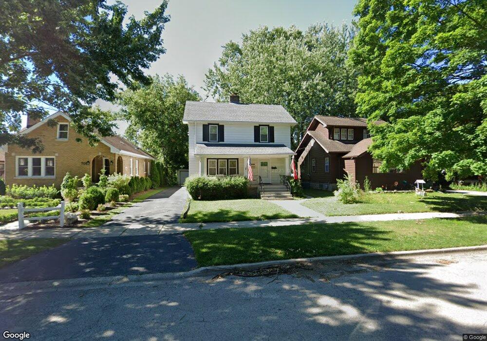 709 W Keith Ave, Waukegan, IL 60085 - photo 1