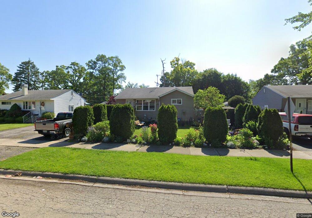 1939 Apache Rd, Waukegan, IL 60087 - photo 1
