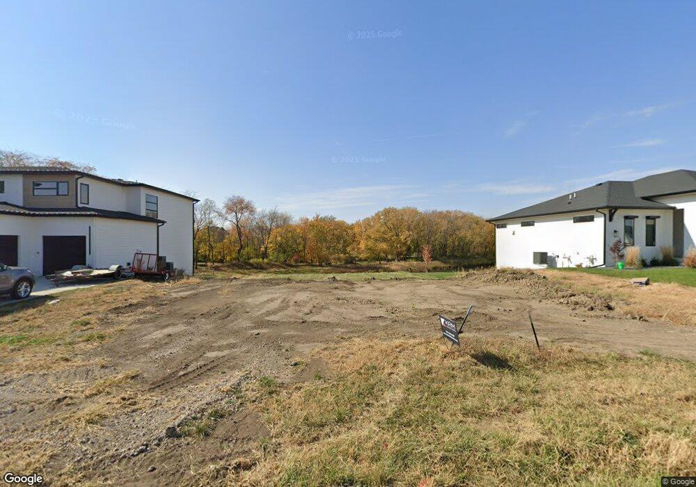 4074 NW 181st St, Clive, IA 50325 - photo 1