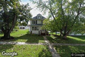 305 5th St, Victor, IA 52347