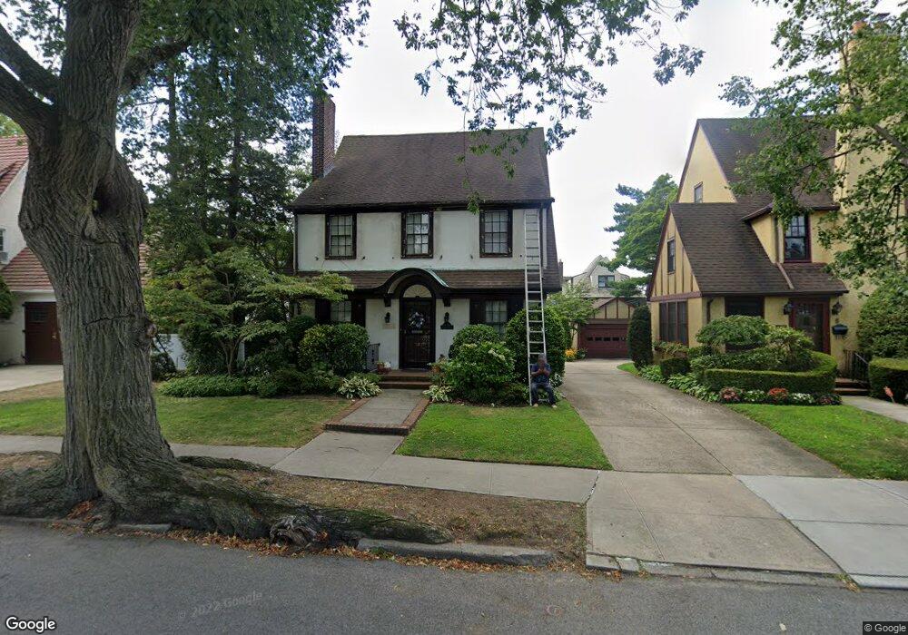 6950 Harrow St, Forest Hills, NY 11375 - photo 1