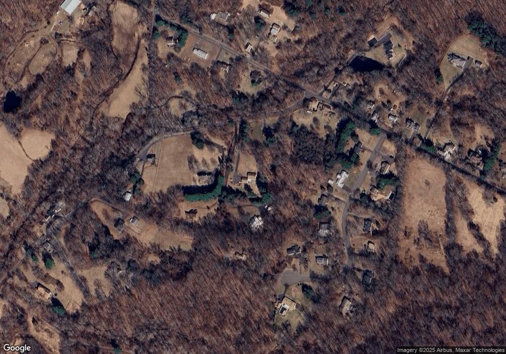 895 Tuttle Ave, Hamden, CT 06518 - photo 1