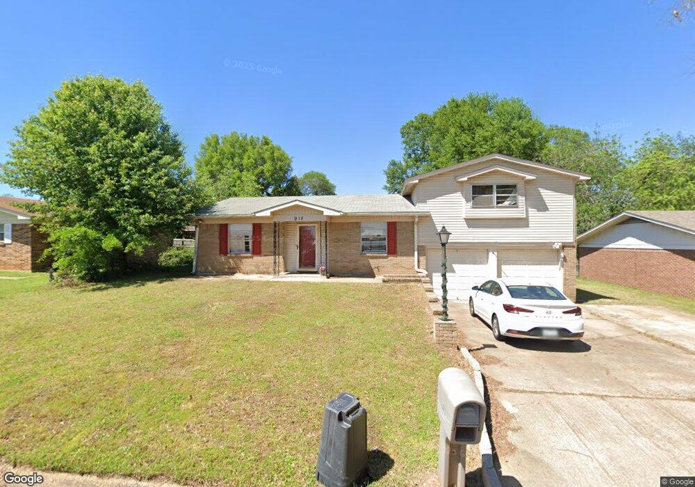 918 Japonica Dr, Wake Village, TX 75501 - photo 1