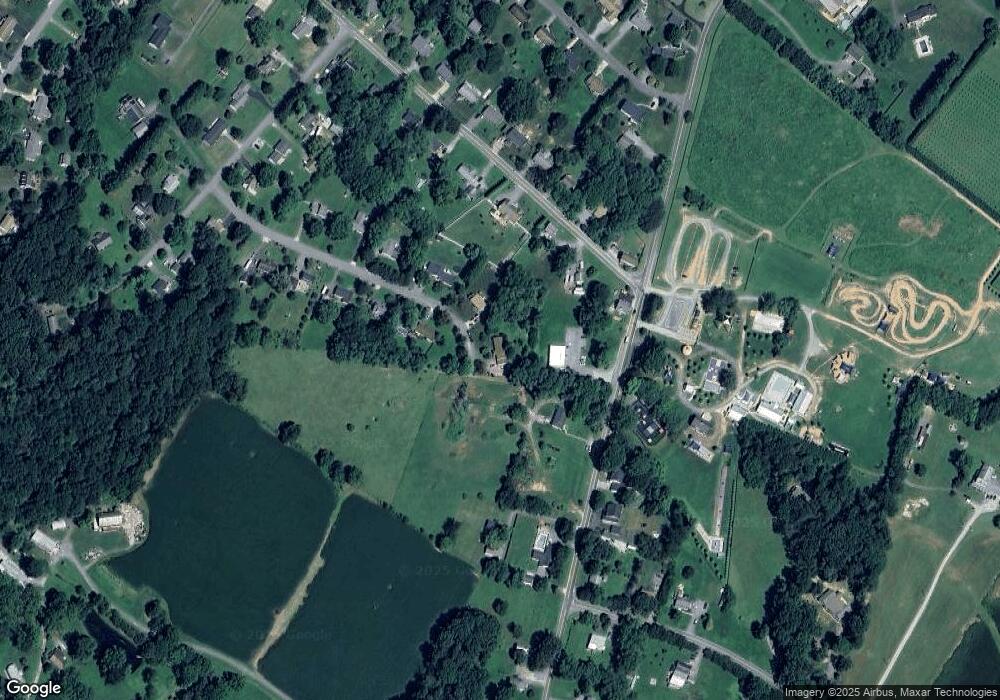 114 Henry Ave, Sykesville, MD 21784 - photo 1