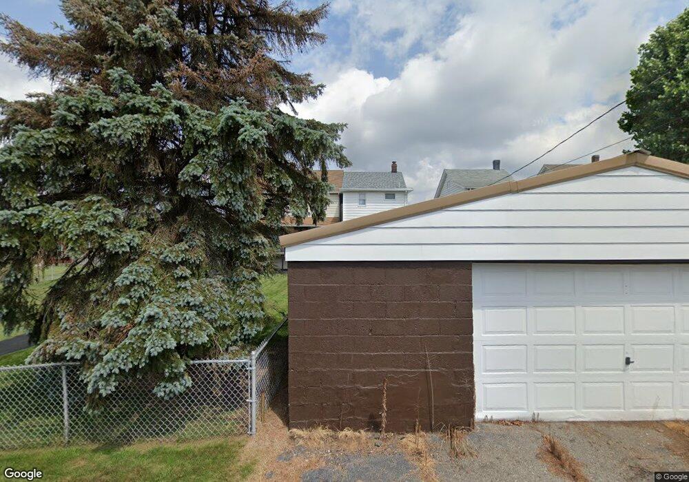 122 Carleton Ave, Hazleton, PA 18201 - photo 1