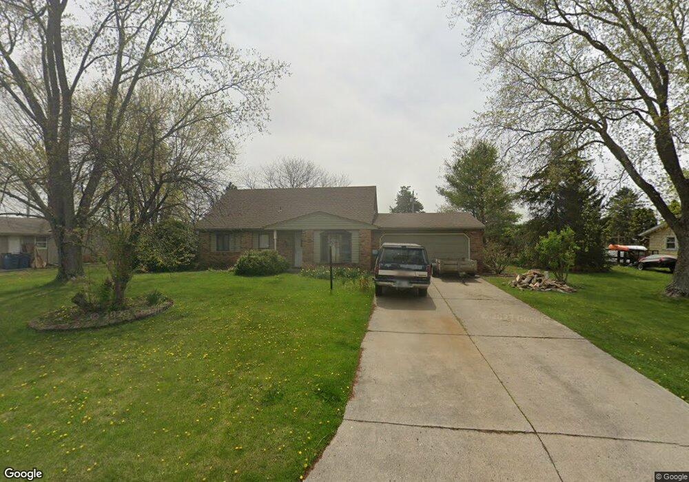 8708 Multirose Ln, Leo, IN 46765 - photo 1