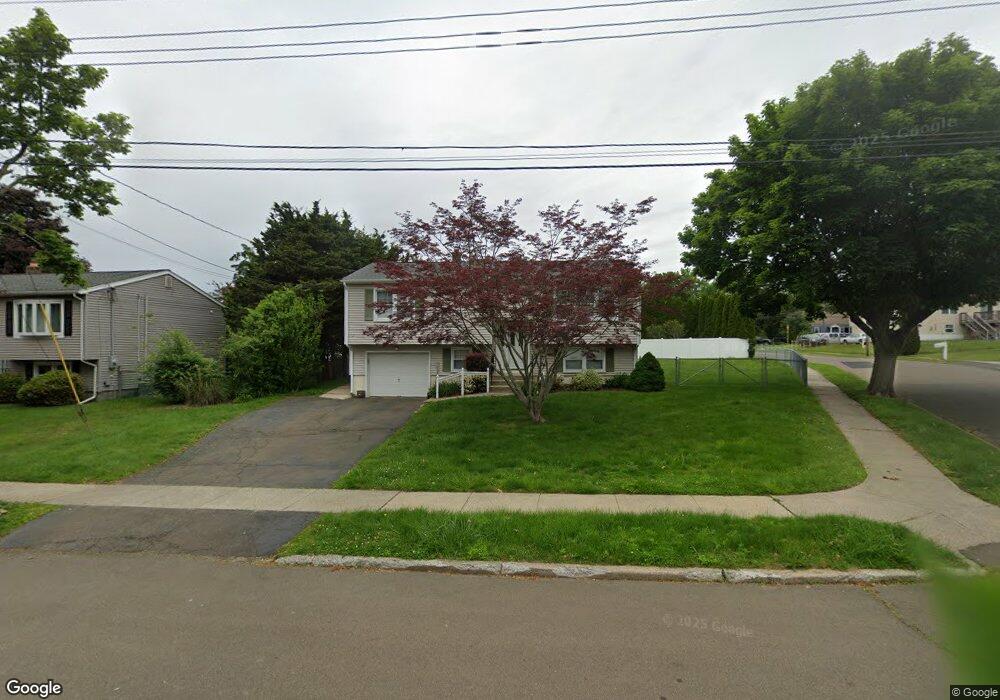 4 Belle Cir, West Haven, CT 06516 - photo 1