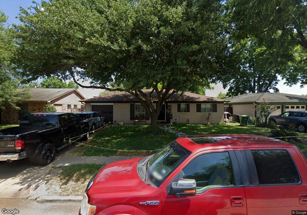 1314 Twin Falls Rd, Houston, TX 77088 - photo 1