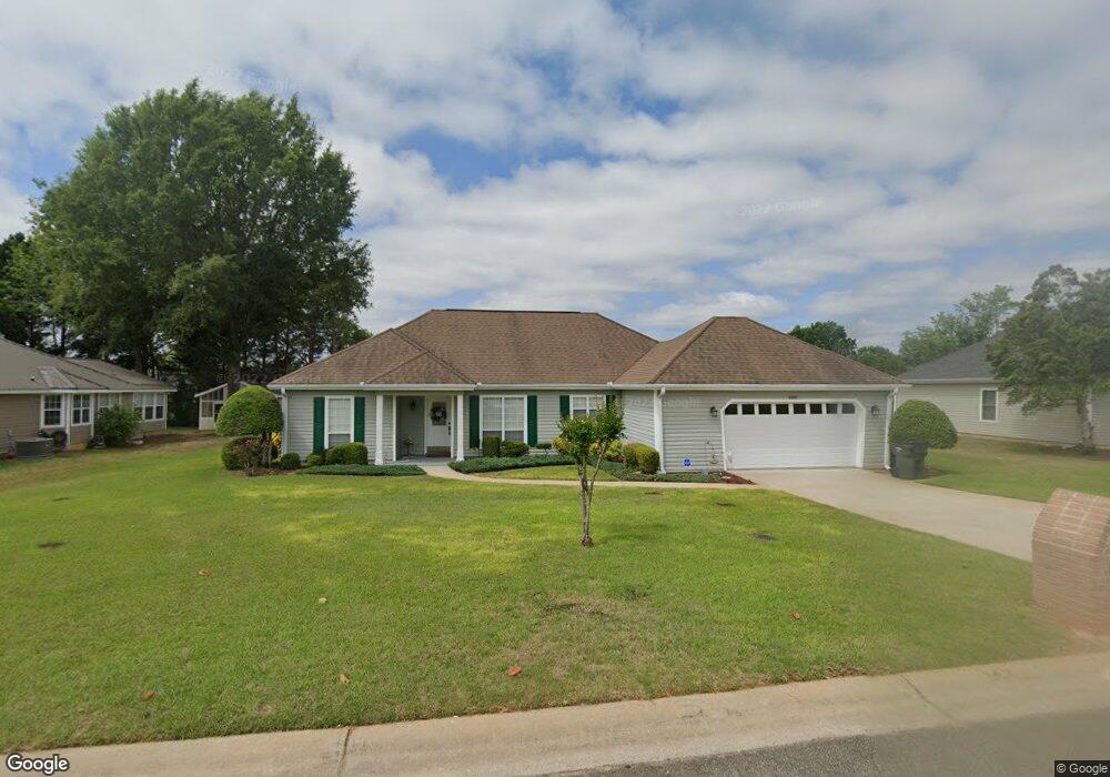 1217 Oakland Ave, Warner Robins, GA 31088 - photo 1