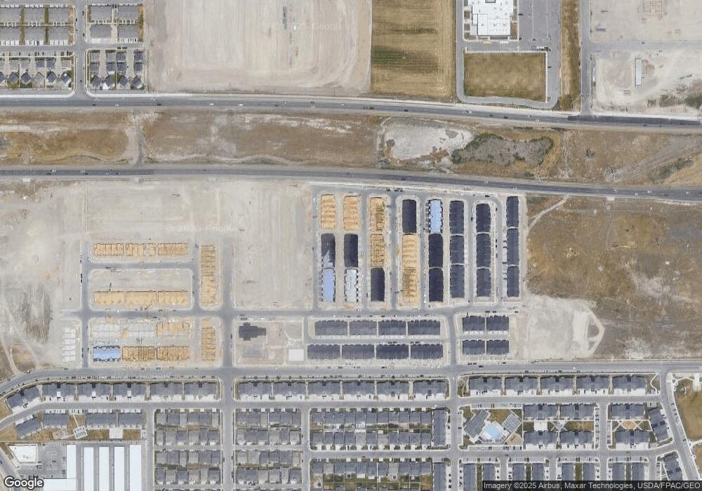 2027 N 3960 W unit 274, Lehi, UT 84043 - photo 1