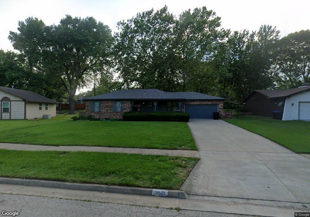 3043 SW 36th St, Topeka, KS 66614 - photo 1