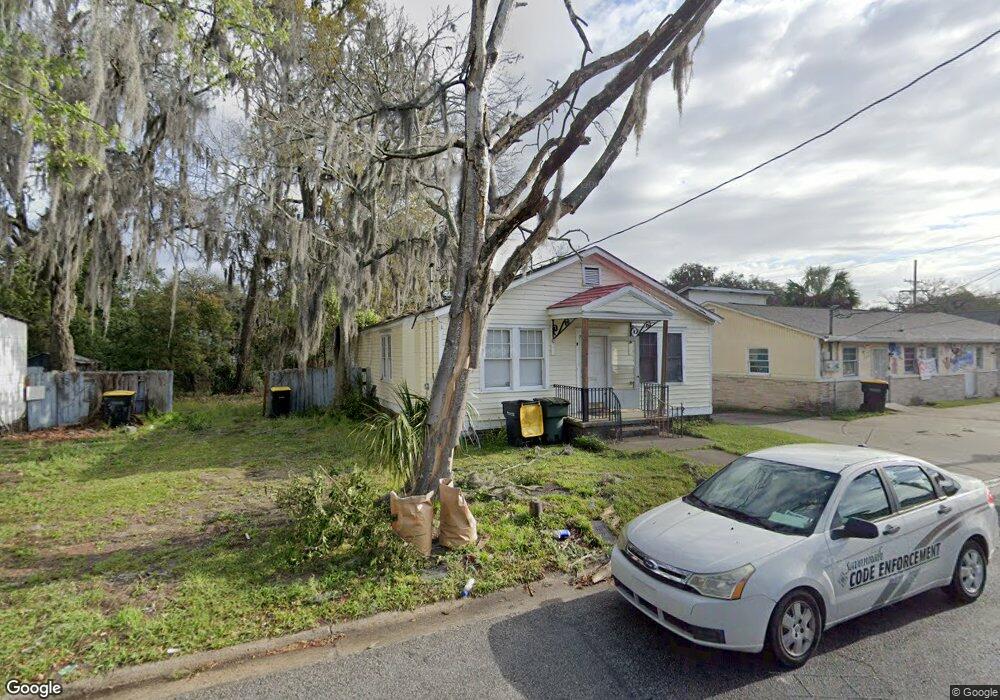 8 W 54th St, Savannah, GA 31405 - photo 1
