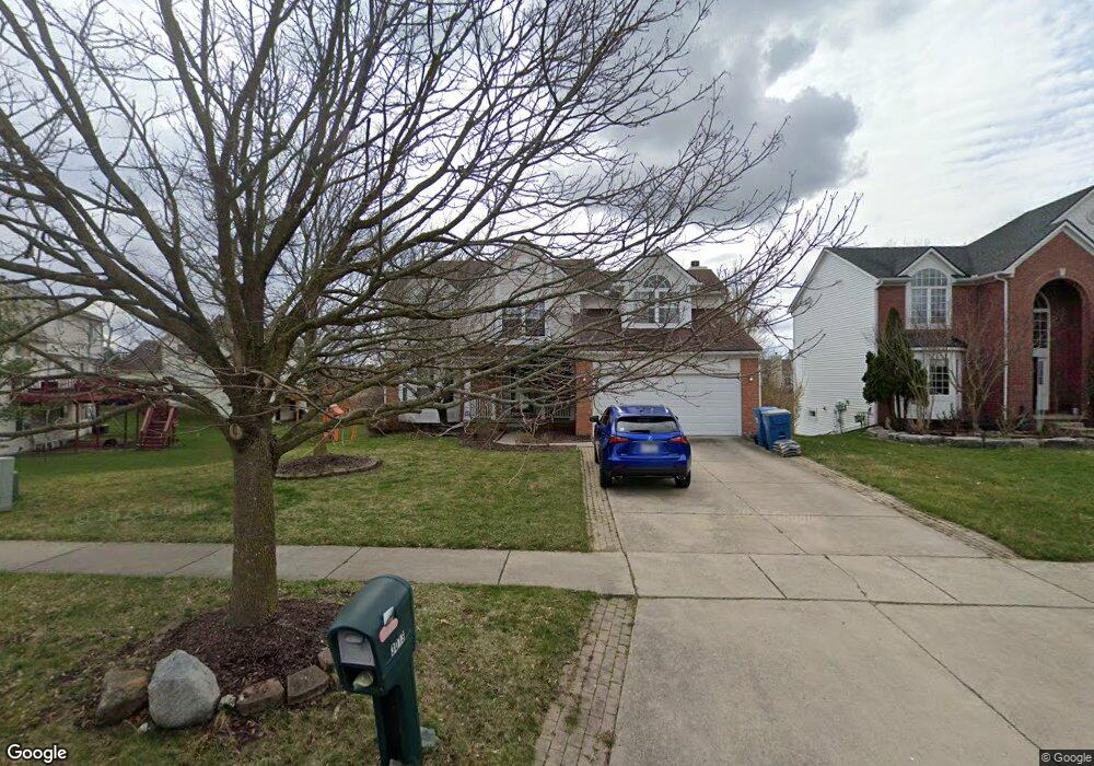 3013 Honeysuckle Dr unit 140, Ann Arbor, MI 48103 - photo 1