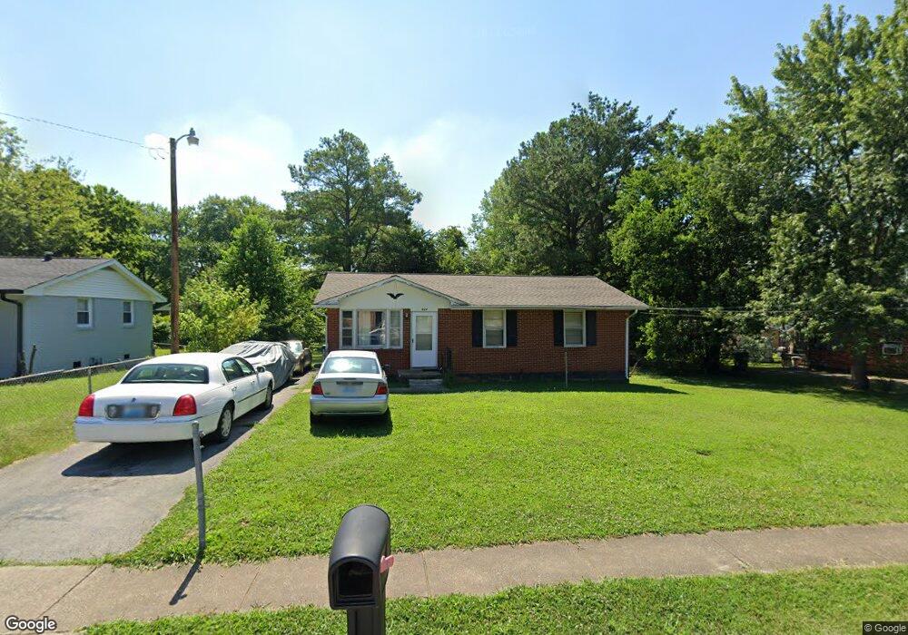 624 Evergreen Park Dr, Hopkinsville, KY 42240 - photo 1
