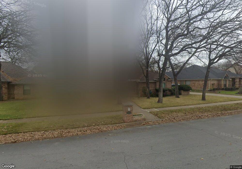 920 W Redbud Dr, Hurst, TX 76053 - photo 1