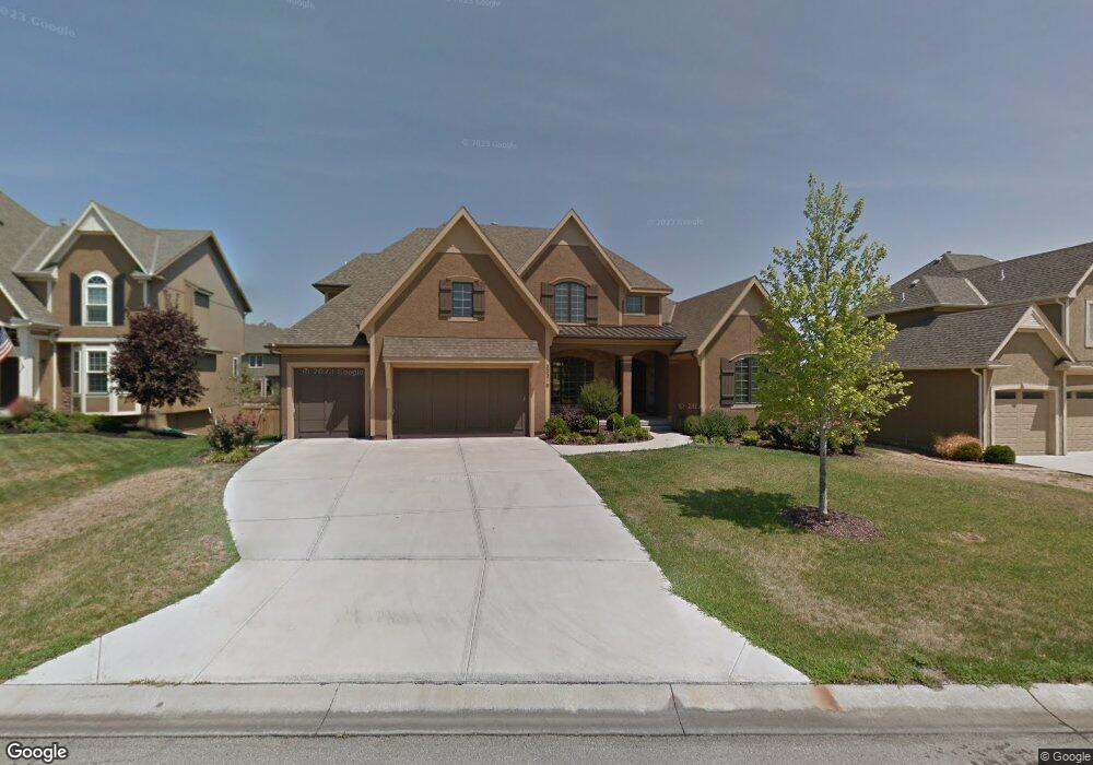 22210 W 58th Terrace, Shawnee, KS 66226 - photo 1