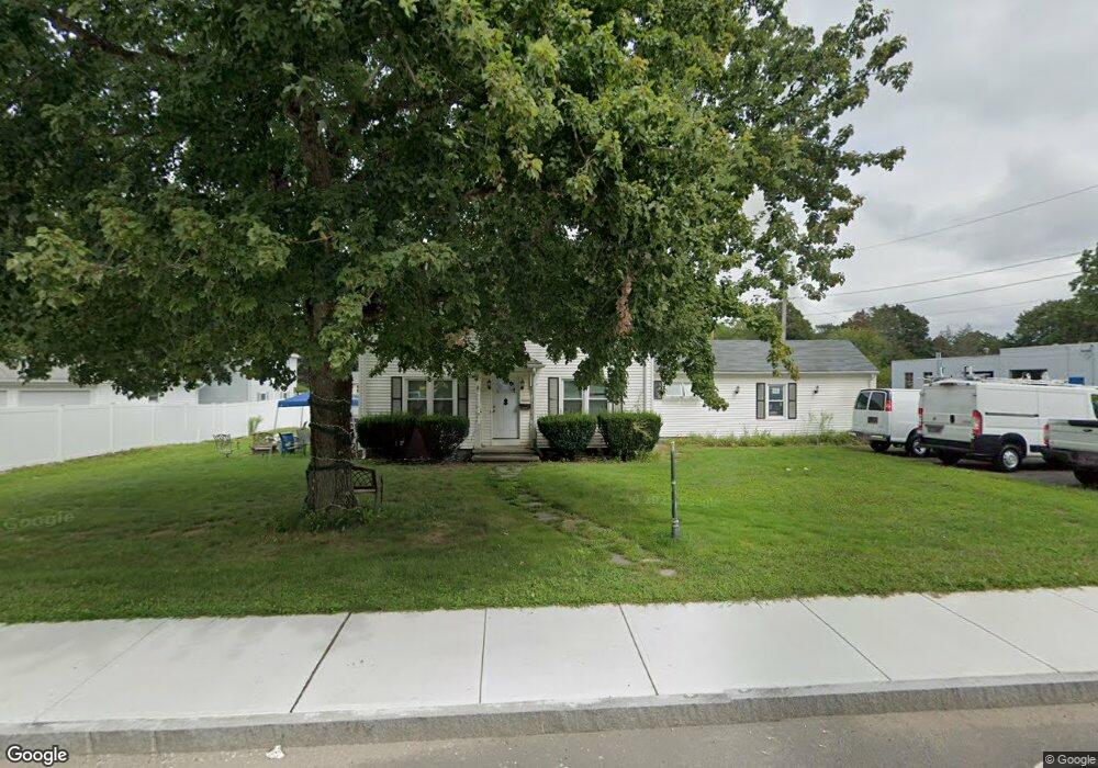 195 N Main St unit 195, Uxbridge, MA 01569 - photo 1