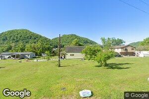 116 Alexander St, Cedar Grove, WV 25039