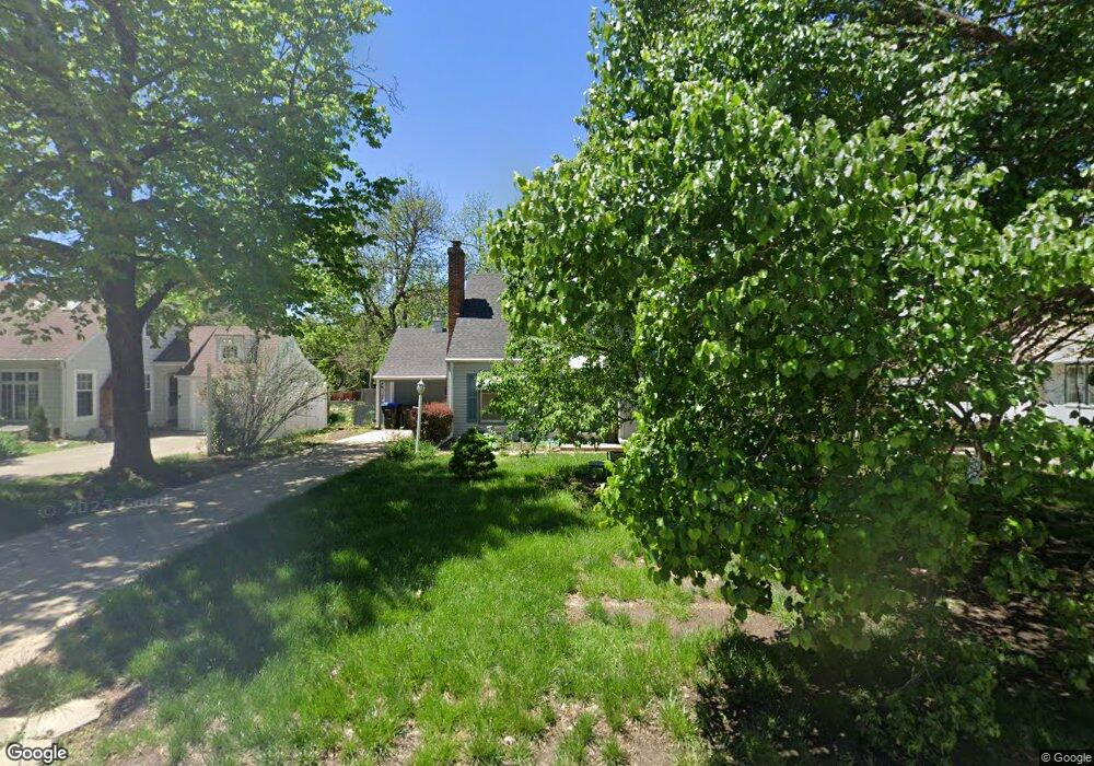 1137 SW Wayne Ave, Topeka, KS 66604 - photo 1