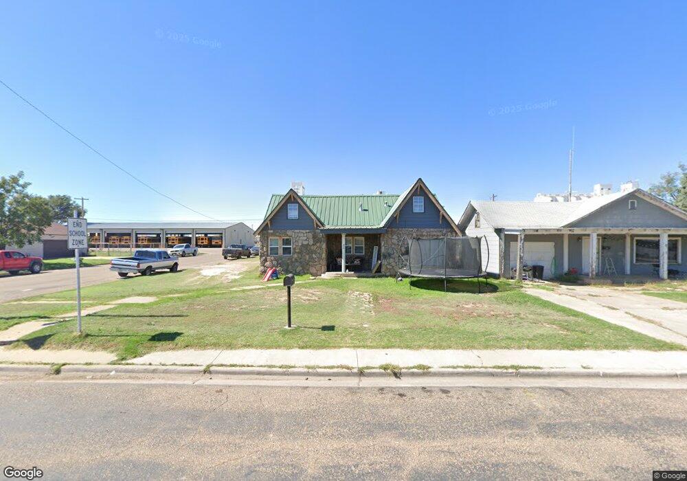 424 S Klein Ave, Dumas, TX 79029 - photo 1