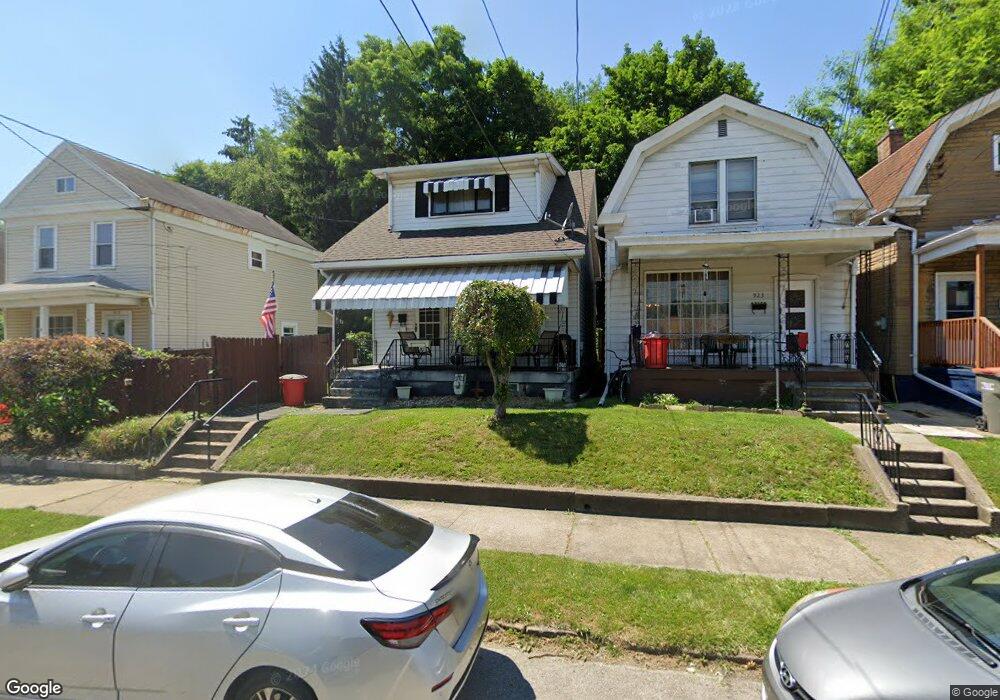 921 4th Ave, Beaver Falls, PA 15010 - photo 1