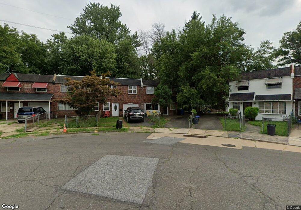 440 Shetland Rd, Darby, PA 19023 - photo 1