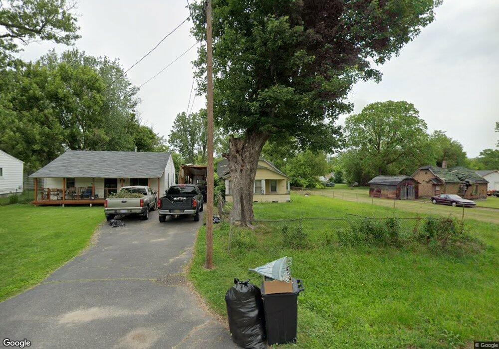 1191 Holtslander Ave, Flint, MI 48505 - photo 1