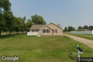 320 3rd St NW, Steele, ND 58482